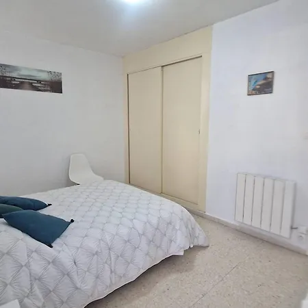 Climatise, Parking Prive - 4 Pers. - Fr-1-680-49 * Balaruc-les-Bains