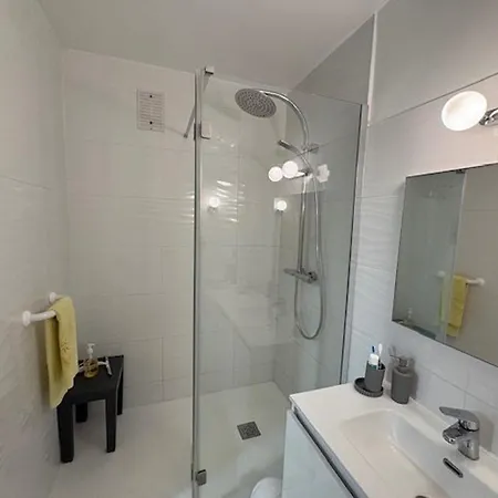 Climatise, Parking Prive - 4 Pers. - Fr-1-680-49 Διαμέρισμα Balaruc-les-Bains